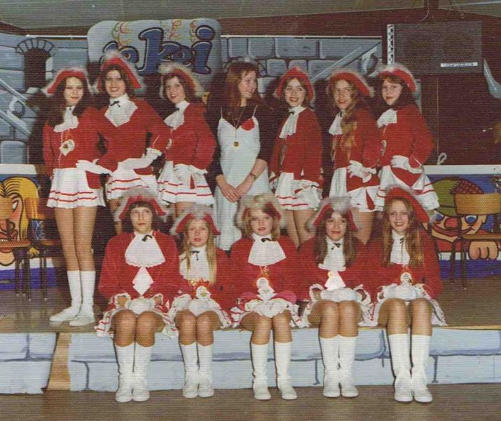 Bestand:Dansmarietjes 1977.jpg