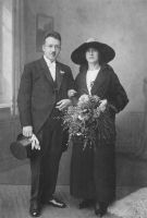 Huwelijk in 1923.